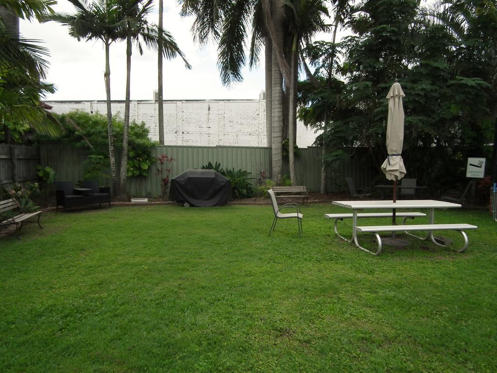 Paradise Motel Mackay Exterior photo