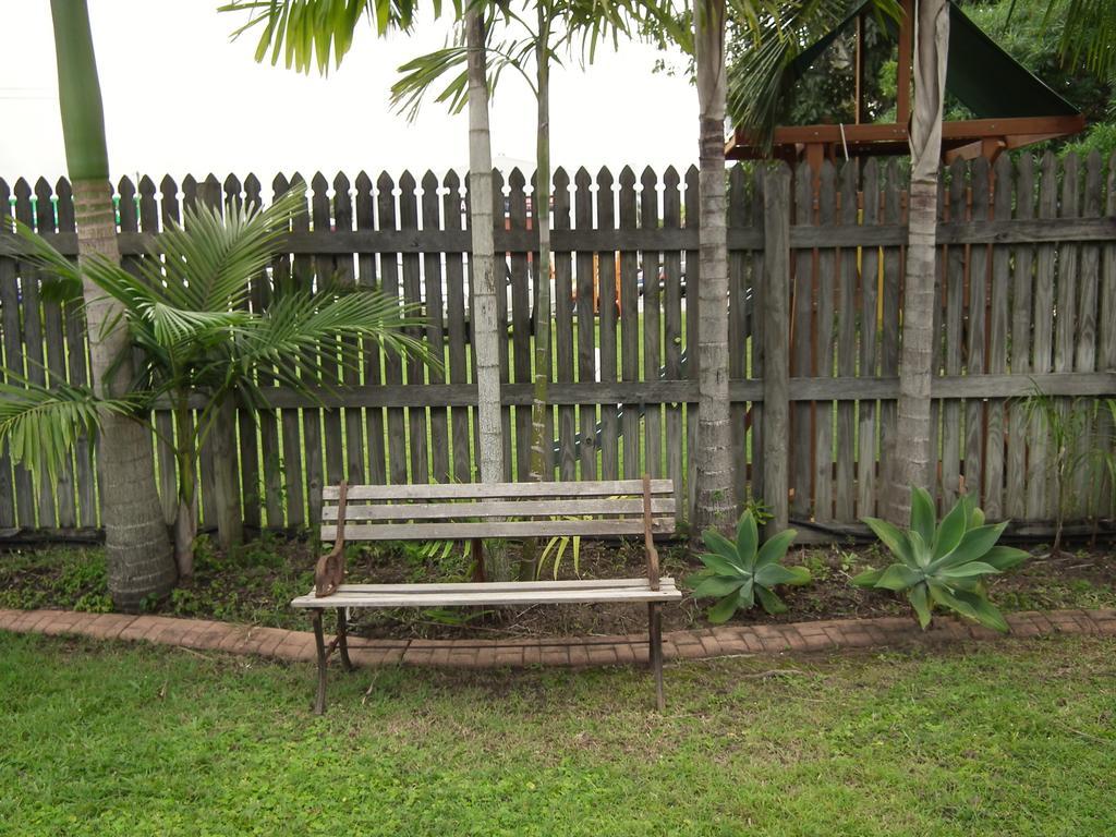 Paradise Motel Mackay Exterior photo